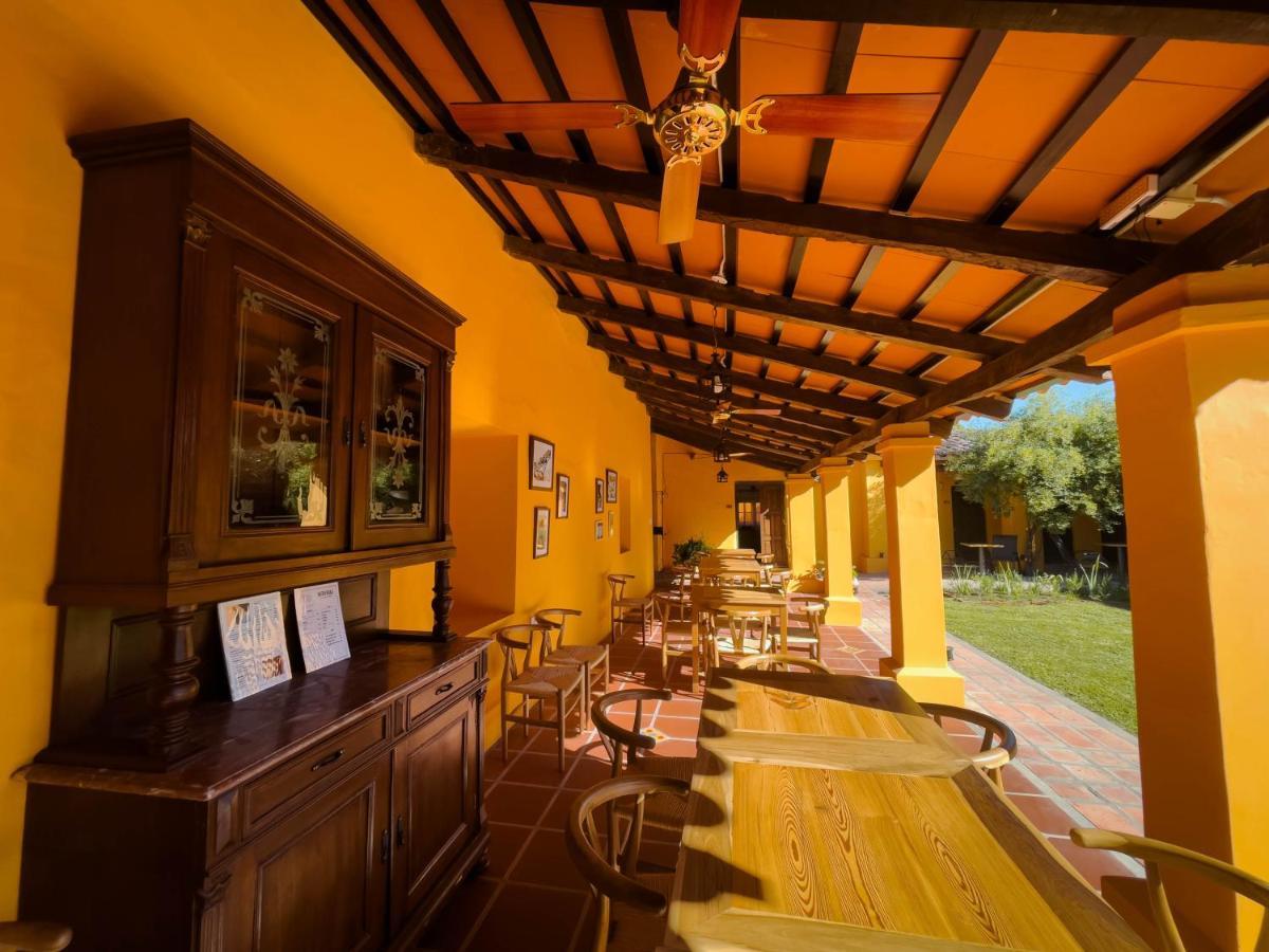 La Casona De Moldes Hotel Coronel Moldes Exterior foto
