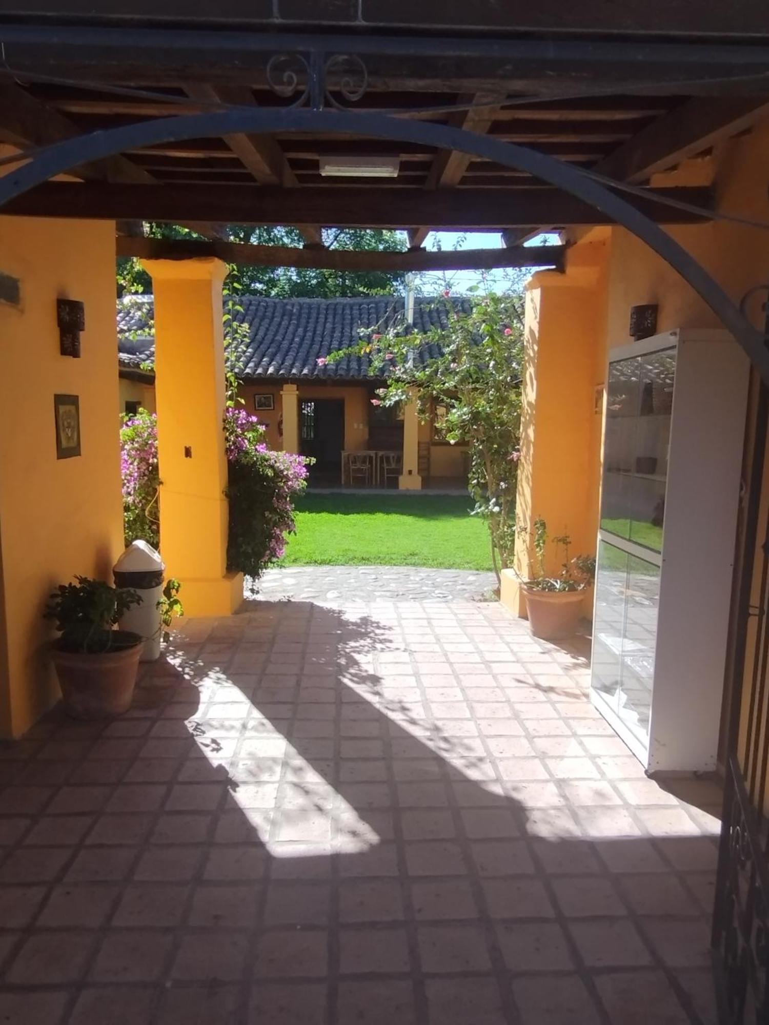La Casona De Moldes Hotel Coronel Moldes Exterior foto